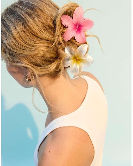 Bershka Pink 2-Pack Of Flower Hair Clips