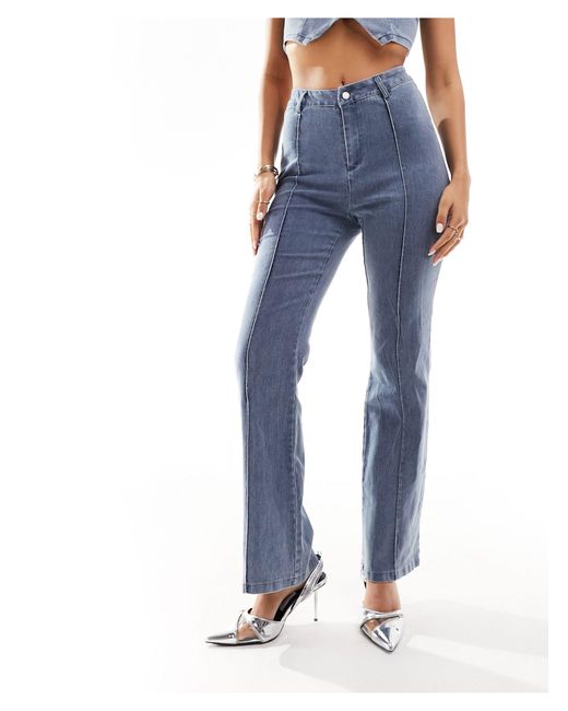 Missy empire - pantaloni di jeans a zampa di Missy Empire in Blue