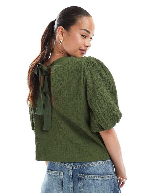 Top Kaki Stropicciato Con Maniche A Sbuffo di ASOS in Green