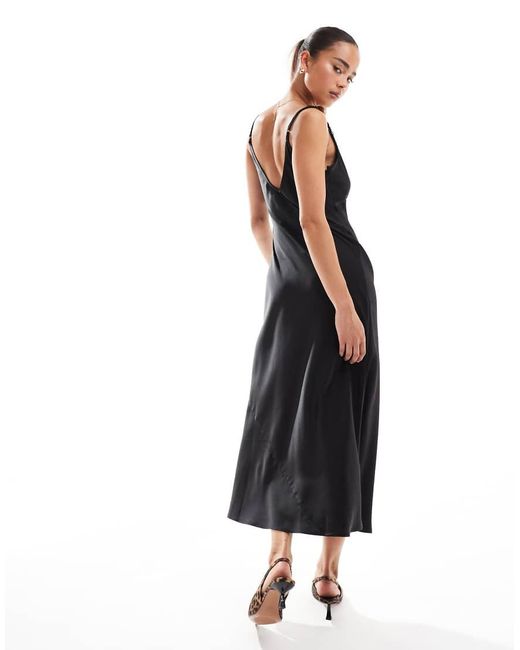Vestido Lencero Midi De Tirantes Con Ribete De Encaje De ASOS de color Black