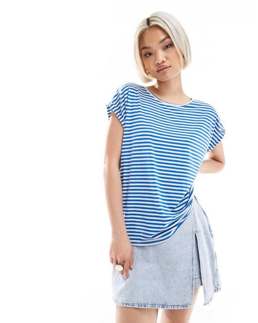 Camiseta Azul Claro Y Blanca A Rayas Extragrande De Vero Moda de color Blue