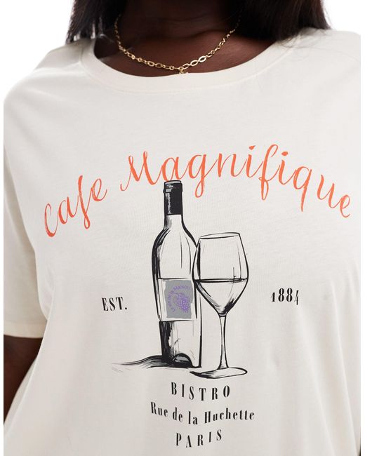 T-shirt squadrata beige con grafica "cafe magnifique" di ONLY in White