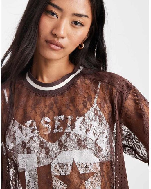 Maglia Stile Football di Miss Selfridge in Brown
