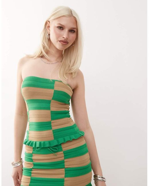 Top A Fascia di Collusion in Green