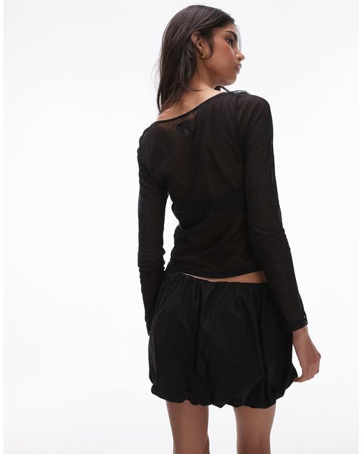 SNDY'S Black – kurzes langarm-top aus em netzstoff mit schlitzausschnitt