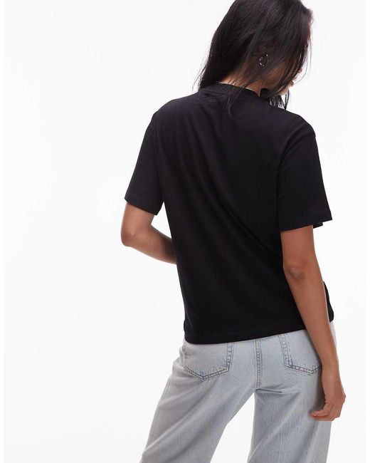T-Shirt A Maniche Corte Nera Con Toppa A Forma Di Cuore di Carhartt in Black