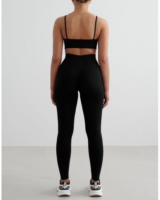 Aim'n Black Shape Seamless Strap Bra