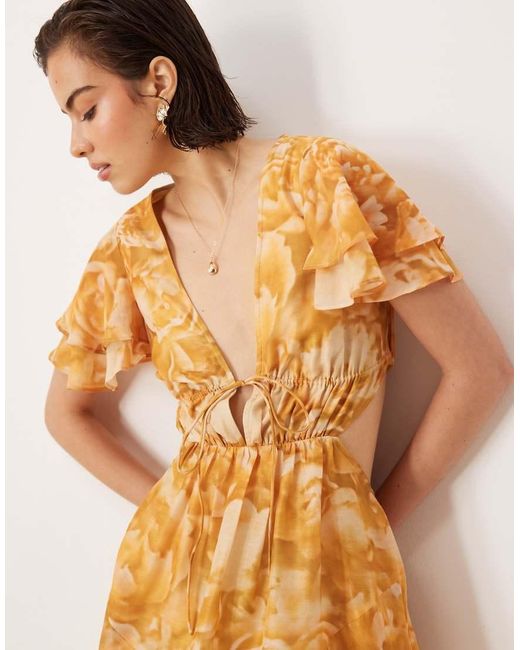 Vestito Corto A Fiori Con Scollo A V, Maniche A Pipistrello E Cut-Out di ASOS in Multicolor