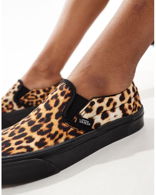 Classic - sneakers senza lacci con stampa leopardata di Vans in Black