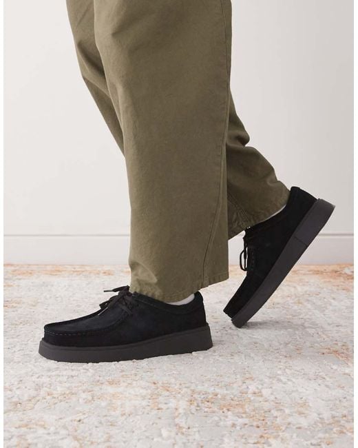 Clarks White Torview Shoe for men