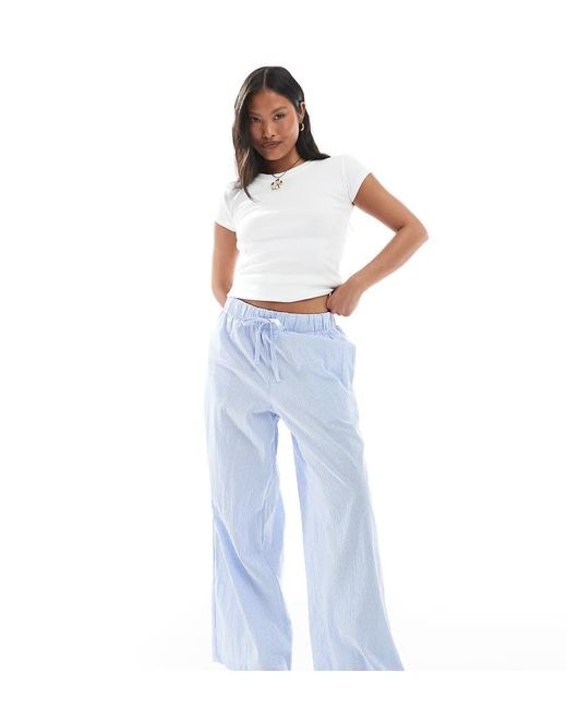 Pantaloni A Fondo Ampio A Righe di Only Petite in Blue