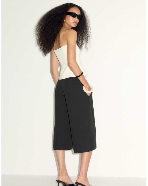 Stradivarius Black Wide-Leg Cross-Waist Bermuda Shorts