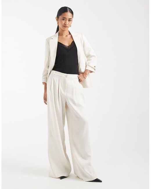 Vero Moda White Pleat Front Wie Leg Tailored Trouser Co-Ord