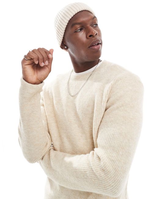 Pull duveteux homme sale