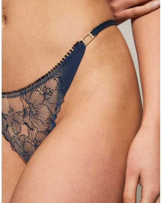 KBX Gray Jasmine String