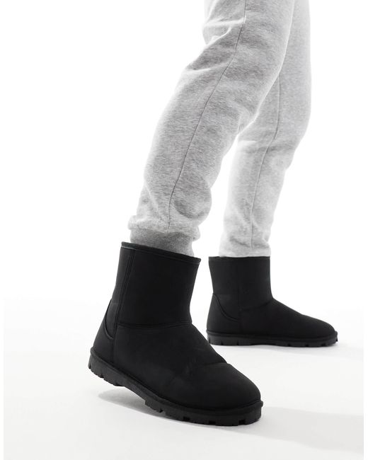 Chaussons style bottines imitation daim ASOS pour homme en coloris White