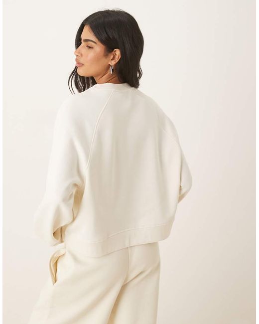 Sudadera Extragrande Con Mangas Raglán E Interior Afelpado De -Blanco ASOS de color Natural