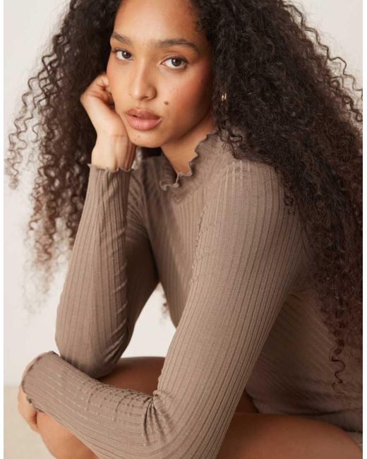 Jdy Brown High Neck Lettuce Edge Top