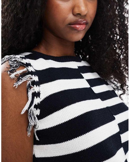 Top A Rayas Monocromáticas Con Flecos De Punto De (Parte De Un Conjunto) ASOS de color Black
