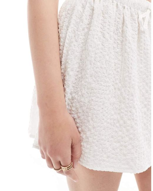 Minifalda Playera Blanca Exclusiva De esmé studios de color White