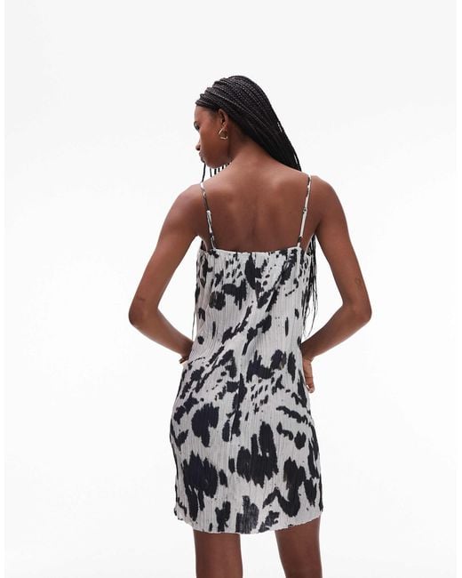 Robe courte trapèze effet froissé - noir et blanc à imprimé animal TOPSHOP en coloris White