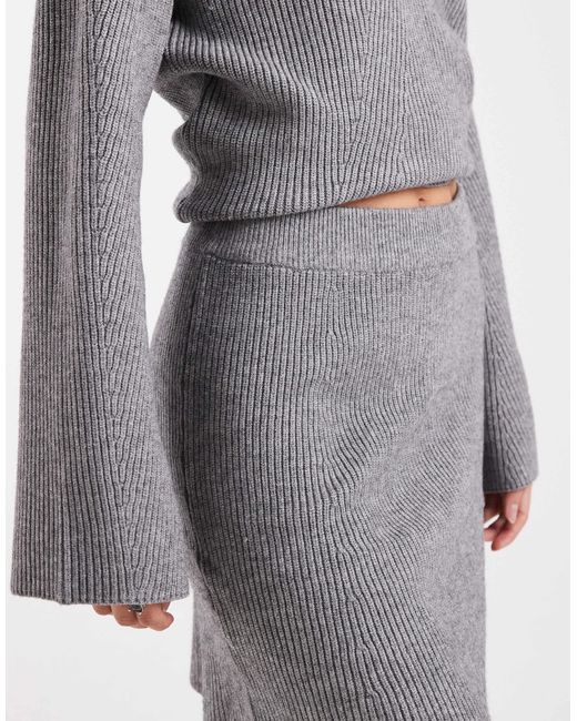 Mini-jupe d'ensemble en maille Object en coloris Gray