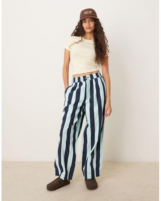 Pantalones Azul Marino A Rayas Veraniegas Sin Cierres De Pernera Barrel De ASOS de color Multicolor