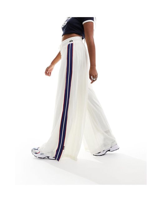 Lillie - pantalon Ellesse en coloris White