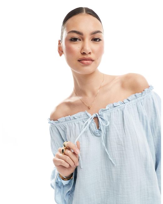 Top effet froissé à encolure bardot - clair Bershka en coloris Blue