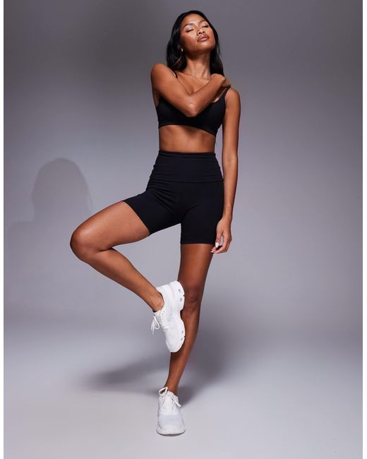 4505 Black Yoga Twist Back Light Support Sports Bra