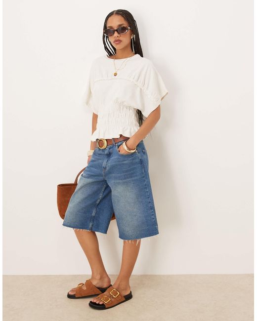 T-shirt froncé à la taille en tissu texturé flammé - crème ASOS en coloris White