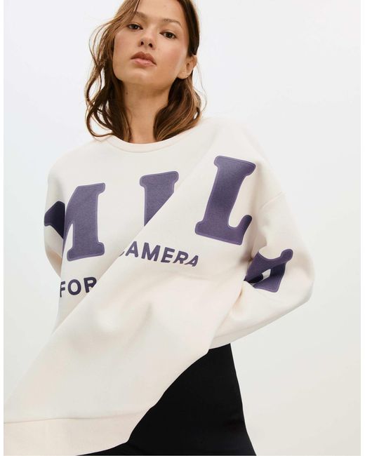 Stradivarius White – oversize-sweatshirt