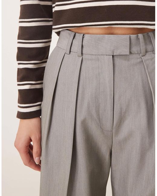 Asos design tall - pantalon large à pinces ASOS en coloris Gray