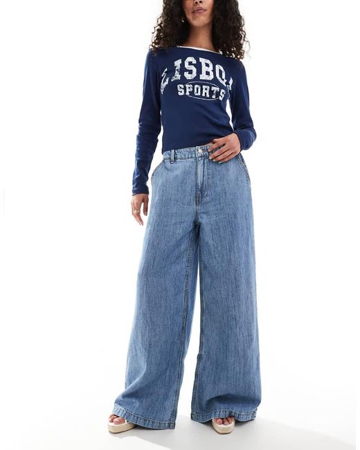 Jeans Morbidi A Fondo Ampio di ASOS in Blue