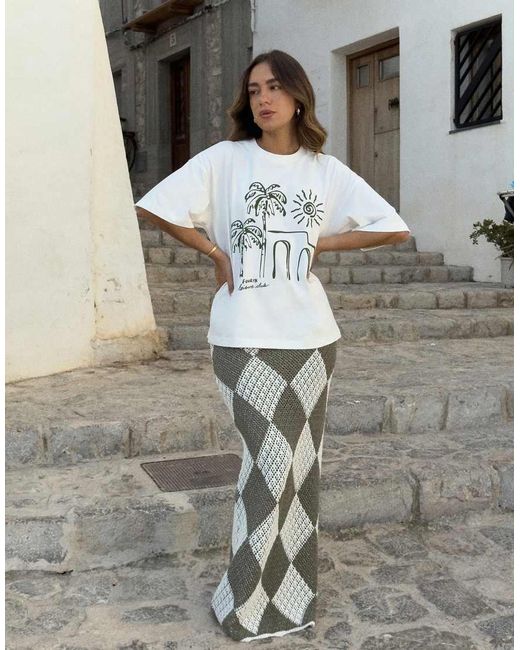 X Luana Barron di 4th & Reckless in White