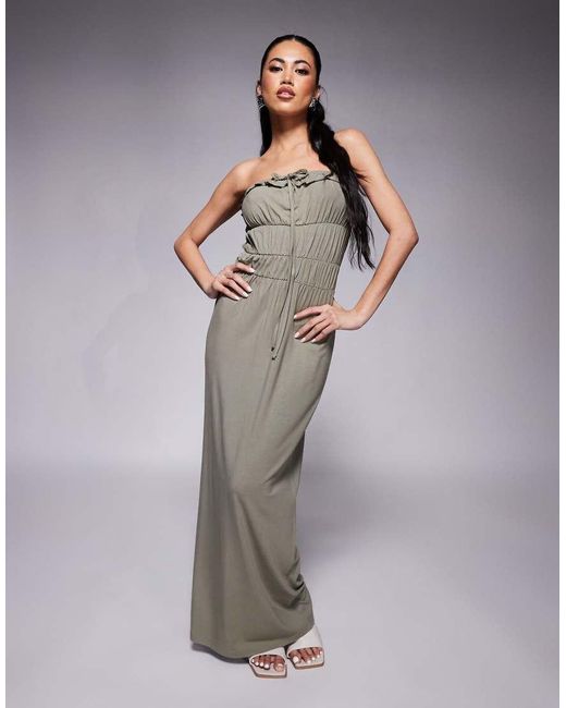 Vestido Largo Caqui Con Escote Palabra De Honor, Cintura Escalonada Y Volante De -Blanco ASOS de color Gray