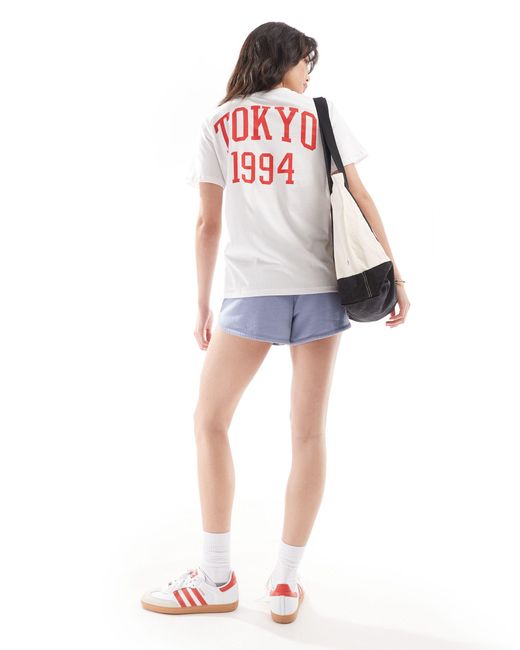 Camiseta blanca extragrande con estampado "tokyo" rojo Pieces de color White
