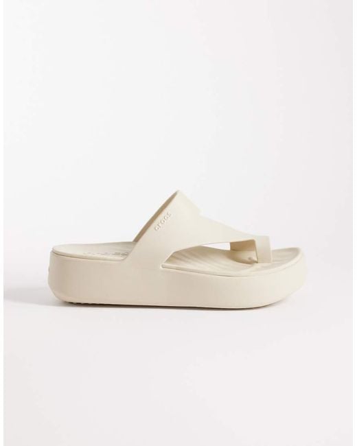 CROCSTM Natural Getaway Platform Toe Loop Sandals