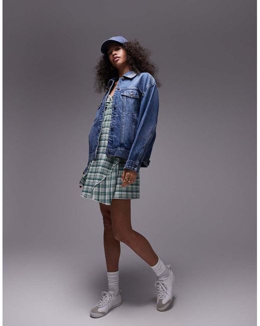 Giacca Di Jeans Oversize Medio di TOPSHOP in Blue