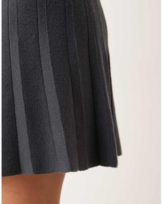 Jdy Gray Pleated Knitted Skirt