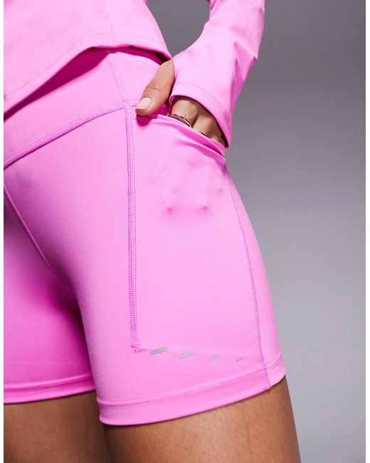 Nike Swift in het Pink