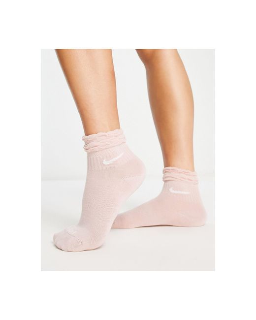 Nike Ruffle Ankle Socks in Purple | Lyst UK