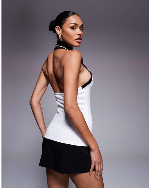 Top Con Cuello Halter Y Solapas En Contraste De River Island de color Blue