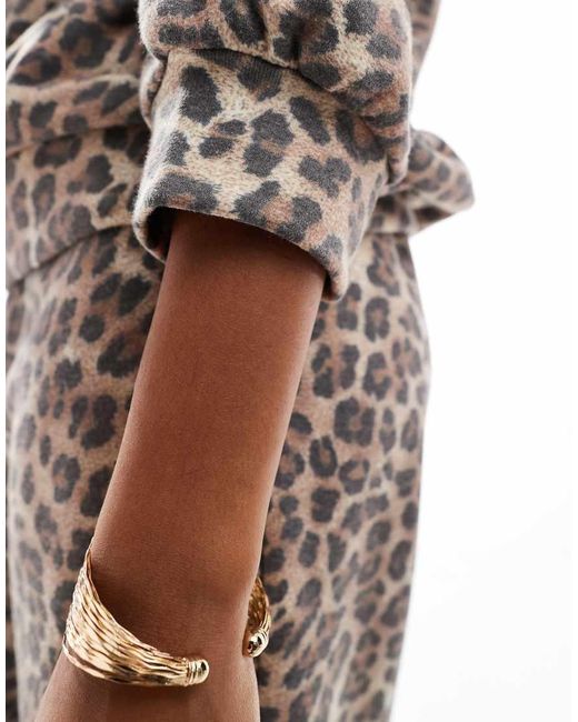 Felpa Marrone Leopardata di ASOS in Brown
