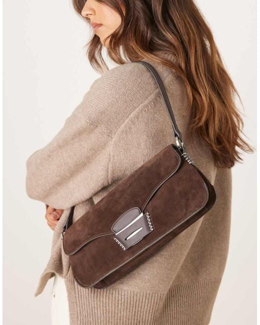 Mango Leren Schoudertas Met Contrasterende Stiksels in het Brown