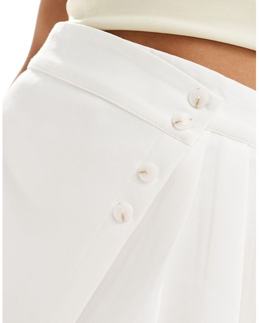 Bershka White Button Detail Flippy Shorts