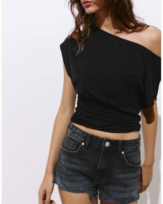 Pull&Bear Black Mini Ripped Denim Shorts