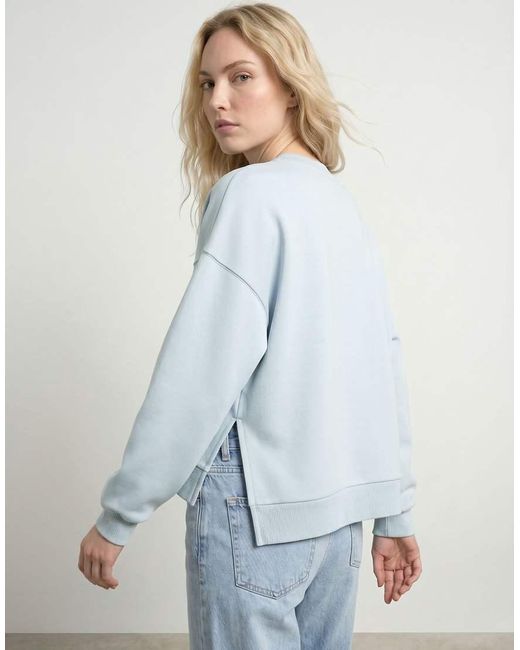 HYPEDROP Blue Long Sleeved Sweatshirt