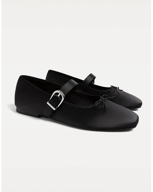 Stradivarius Black Satin Ballet Flats With Bow