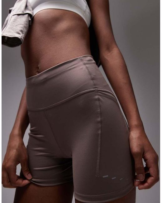 Nike Brown Swift Dri-fit High Waisted 4 Inch legging Shorts